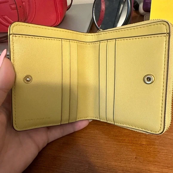 Tory Burch Wallet - Picture 6 of 8